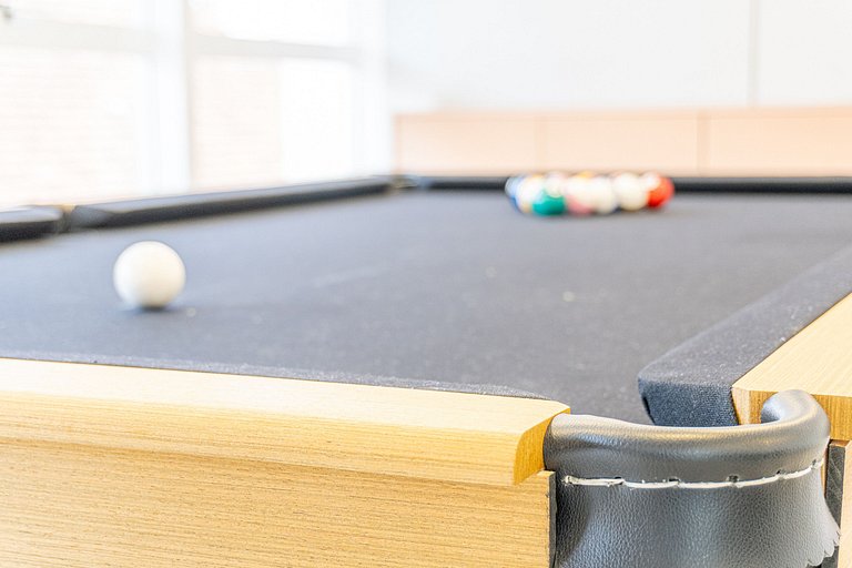 Studio com sacada no Centro - MAN1703