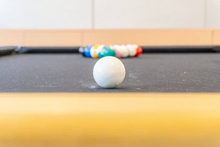 Studio com vista para o Centro de Curitiba-MAN1707