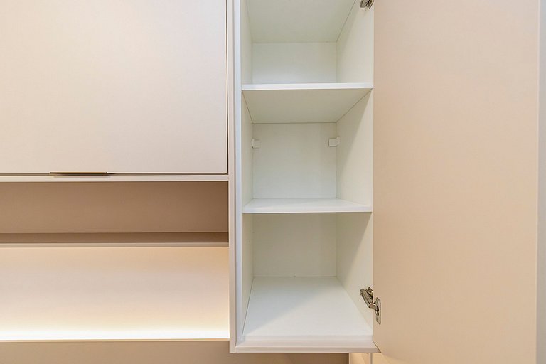 Apto de 2q super iluminado e ensolarado - CNA0309