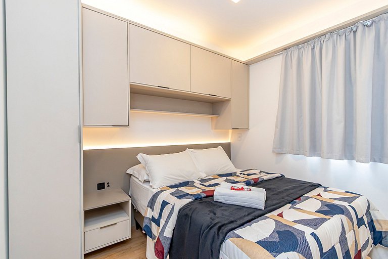 Apto de 2q super iluminado e ensolarado - CNA0309