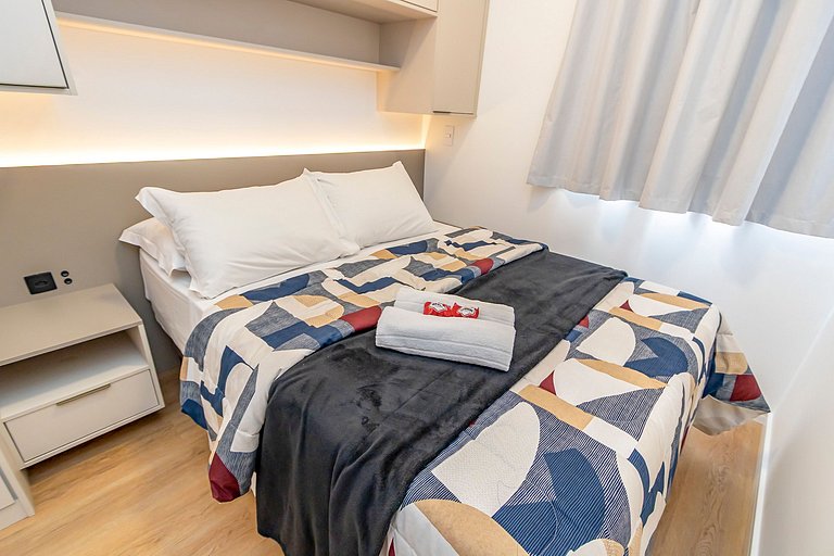 Apto de 2q super iluminado e ensolarado - CNA0309