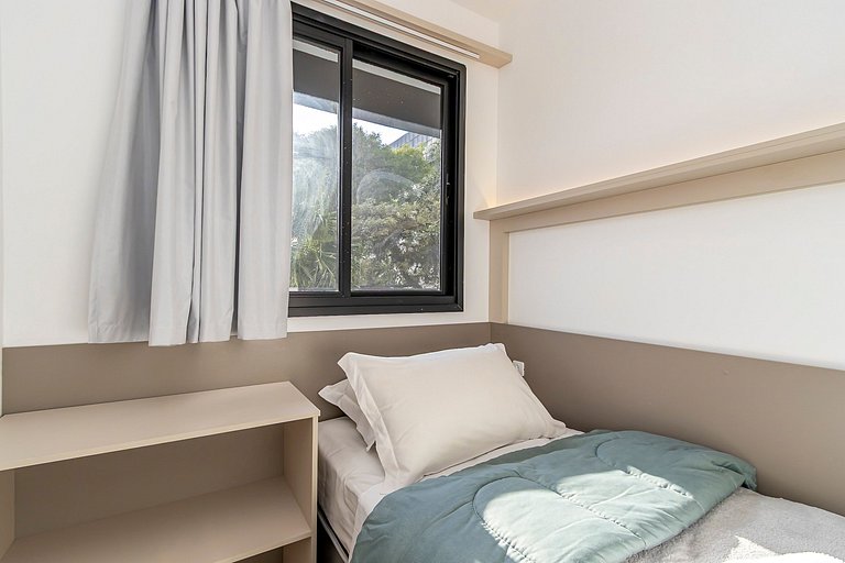 Apto de 2q super iluminado e ensolarado - CNA0309