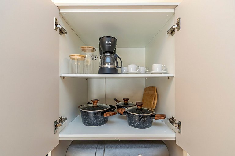 Apto de 2q super iluminado e ensolarado - CNA0309