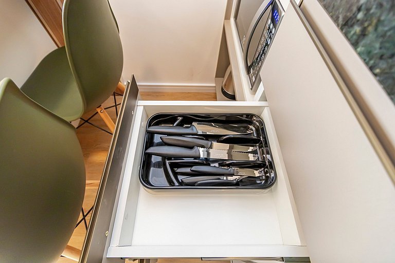 Apto de 2q super iluminado e ensolarado - CNA0309