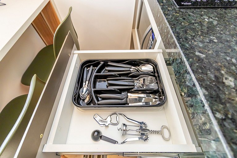 Apto de 2q super iluminado e ensolarado - CNA0309