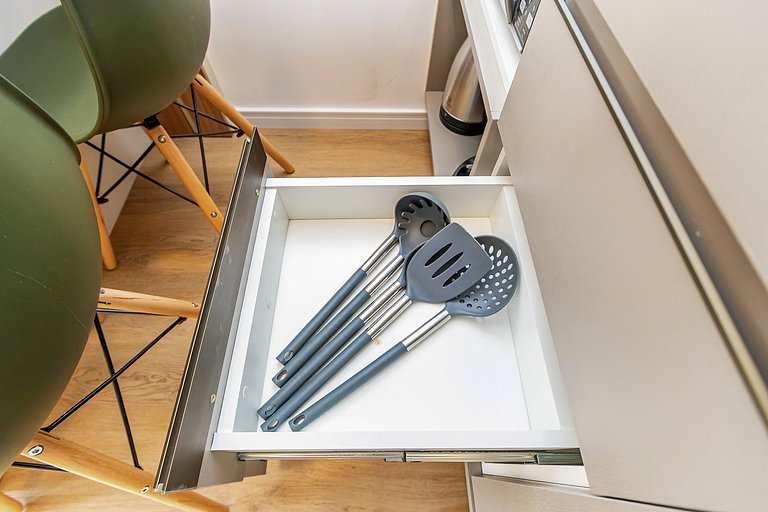 Apto de 2q super iluminado e ensolarado - CNA0309