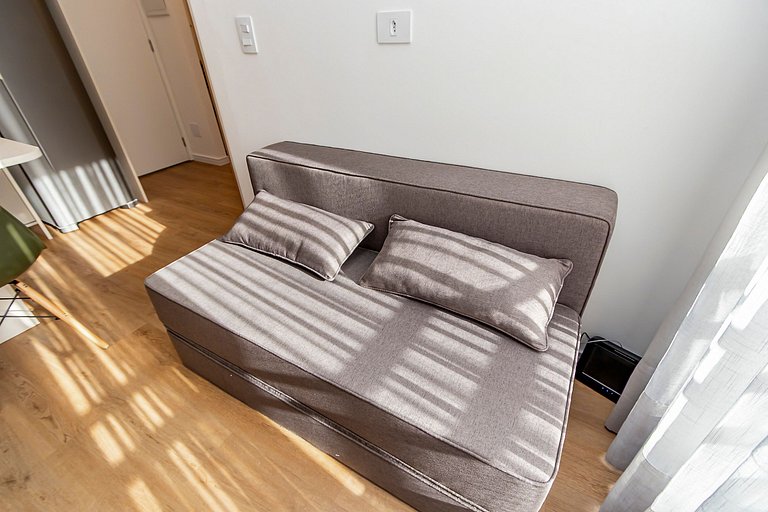 Apto de 2q super iluminado e ensolarado - CNA0309