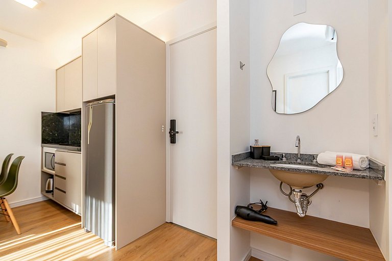 Apto de 2q super iluminado e ensolarado - CNA0309