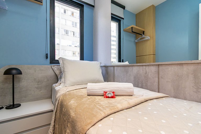 Apto de 2q, c/ vaga em prédio com Piscina -IBI0407