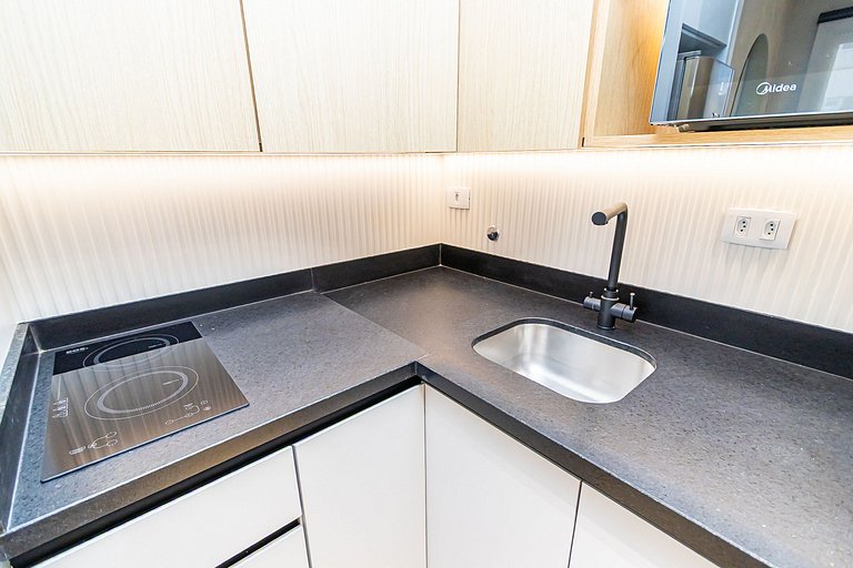 Apto de 2q, c/ vaga em prédio com Piscina -IBI0407