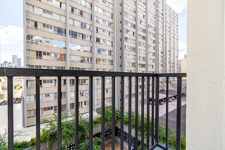 Apto de 2q, c/ vaga em prédio com Piscina -IBI0407