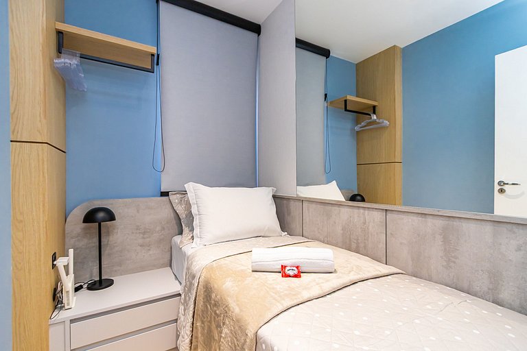 Apto de 2q, c/ vaga em prédio com Piscina -IBI0407