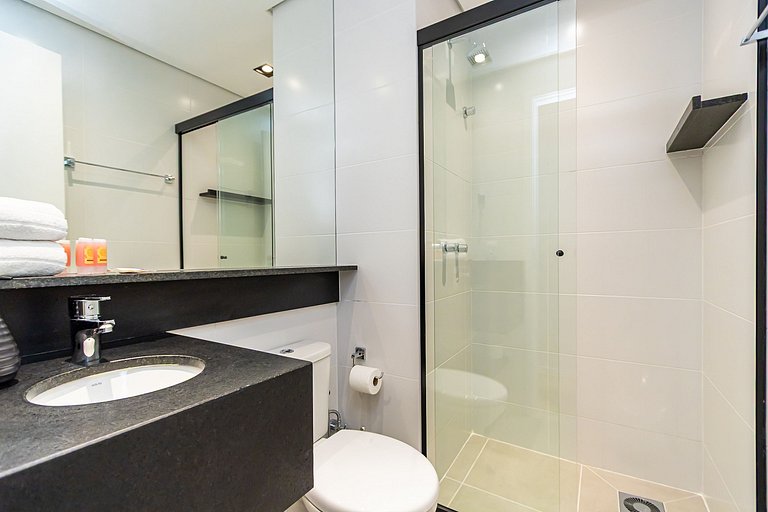 Apto de 2q, c/ vaga em prédio com Piscina -IBI0407