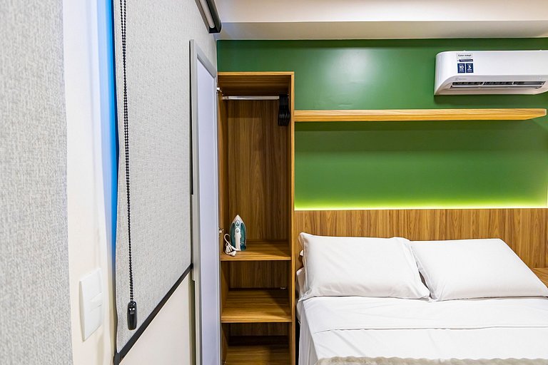 Studio c/ vaga em prédio com piscina - IBI0802