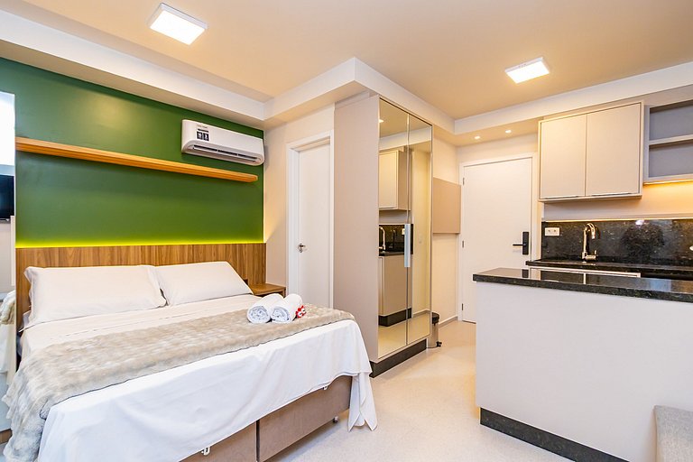 Studio c/ vaga em prédio com piscina - IBI0802