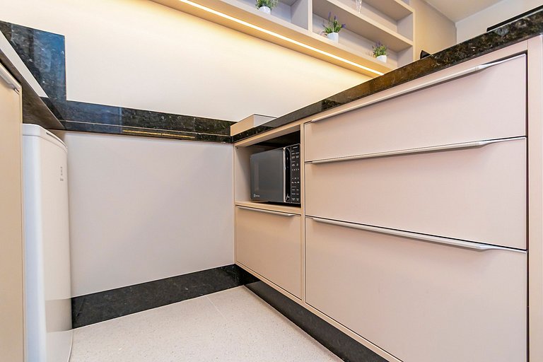 Studio c/ vaga em prédio com piscina - IBI0802