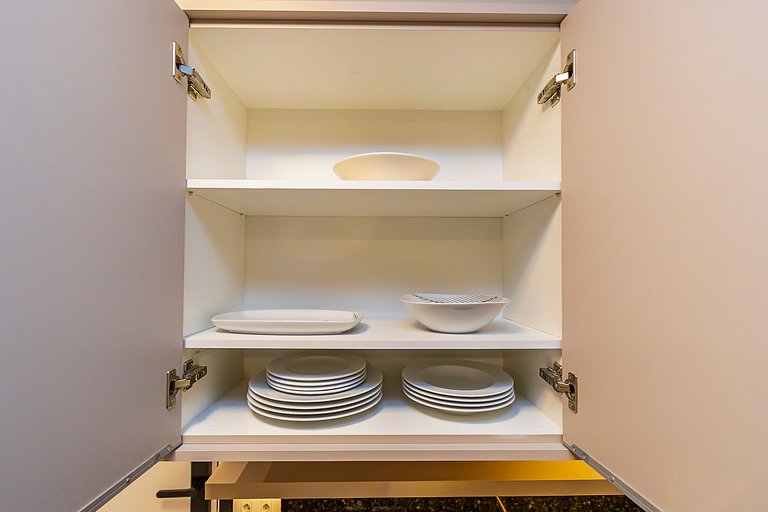 Studio c/ vaga em prédio com piscina - IBI0802