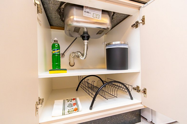 Studio c/ vaga em prédio com piscina - IBI0802