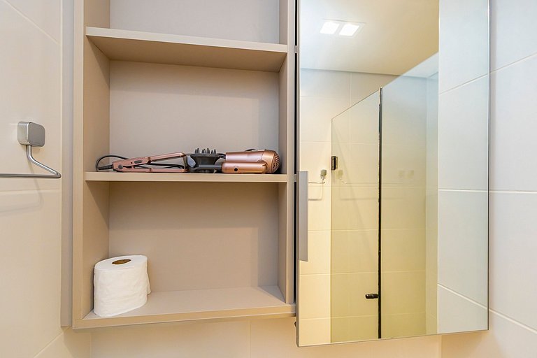 Studio c/ vaga em prédio com piscina - IBI0802