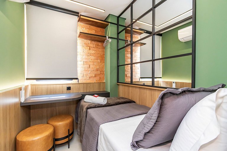 Ap Premium de 2q em prédio c/ piscina - IBI2009