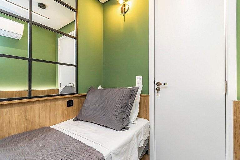 Ap Premium de 2q em prédio c/ piscina - IBI2009