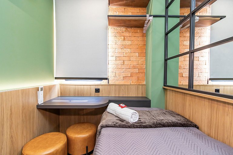 Ap Premium de 2q em prédio c/ piscina - IBI2009