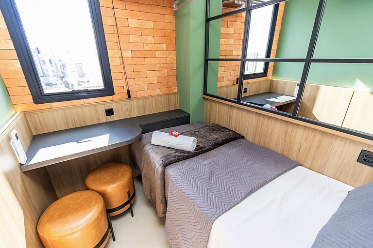 Ap Premium de 2q em prédio c/ piscina - IBI2009