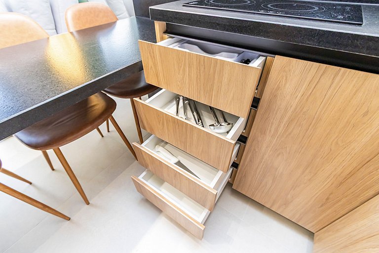 Ap Premium de 2q em prédio c/ piscina - IBI2009