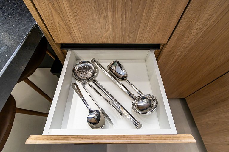 Ap Premium de 2q em prédio c/ piscina - IBI2009