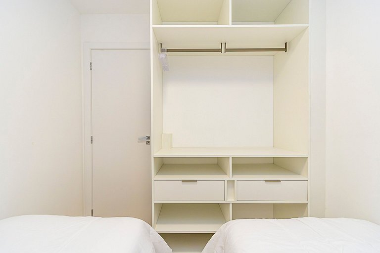 Apartamento de 2q c/ vaga em região nobre -SOU401A