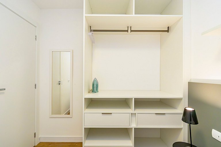 Apartamento de 2q c/ vaga em região nobre -SOU401A