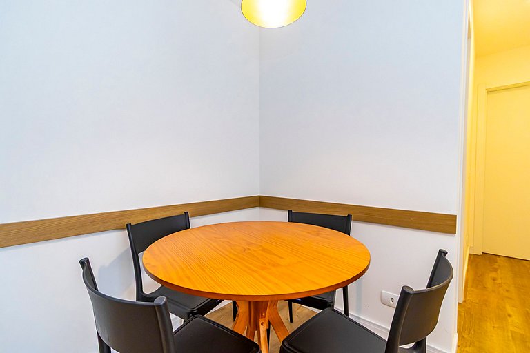 Apartamento de 2q c/ vaga em região nobre -SOU401A