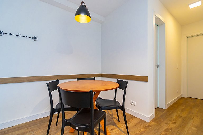 Apartamento de 2q c/ vaga em região nobre -SOU401B