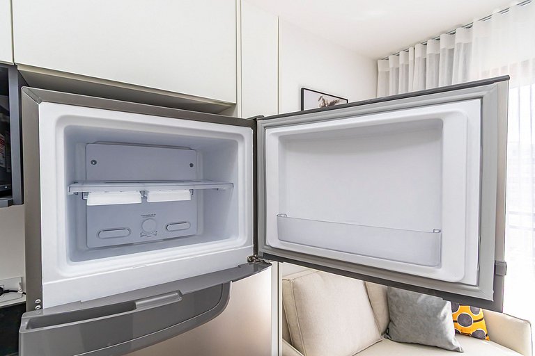 Apto ensolarado, no centro p/ 4 pessoas - CNA0606