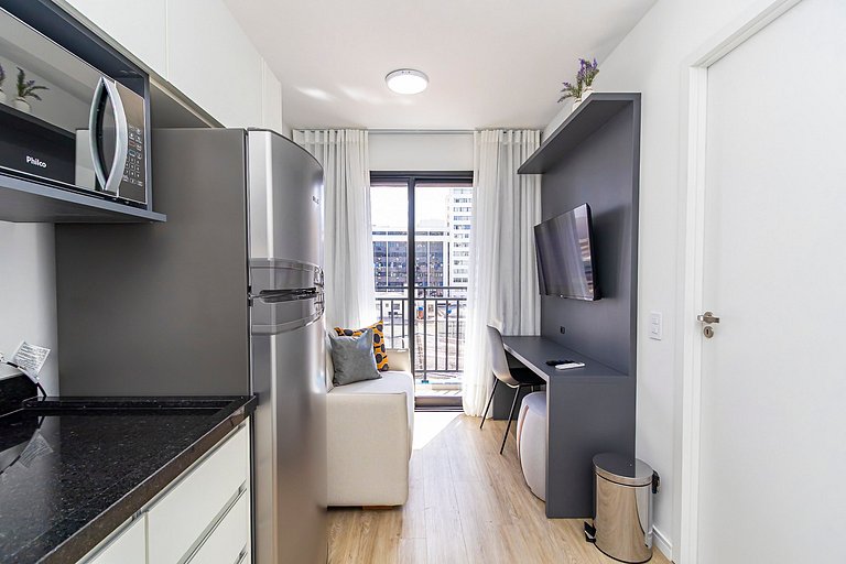 Apto ensolarado, no centro p/ 4 pessoas - CNA0606