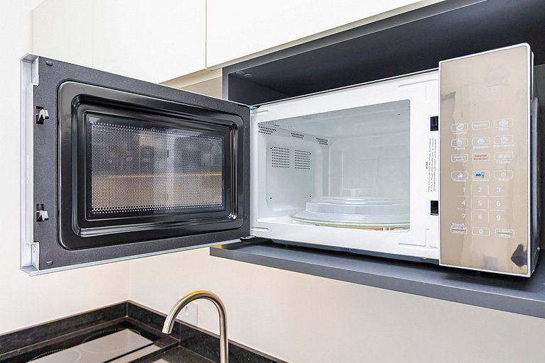 Apto ensolarado, no centro p/ 4 pessoas - CNA0606