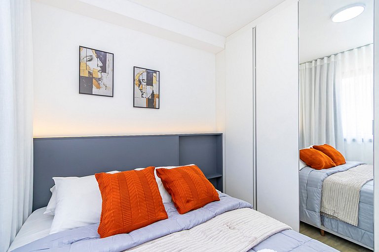 Apto ensolarado, no centro p/ 4 pessoas - CNA0606