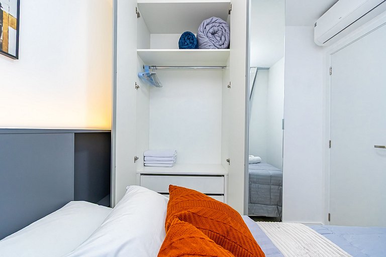 Apto ensolarado, no centro p/ 4 pessoas - CNA0606