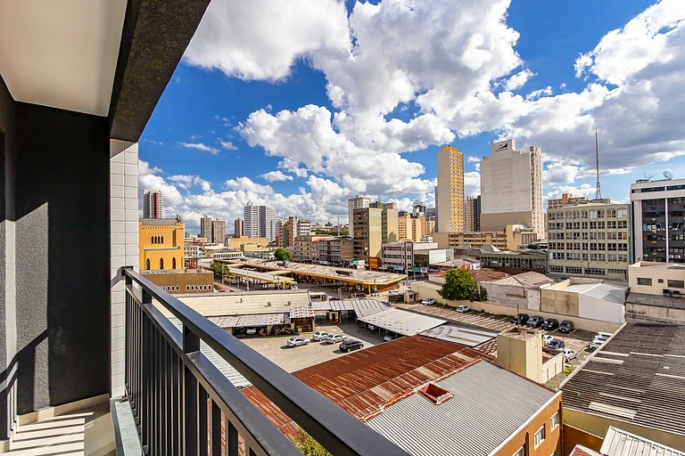 Apto ensolarado no centro, perto de tudo - CNA0706