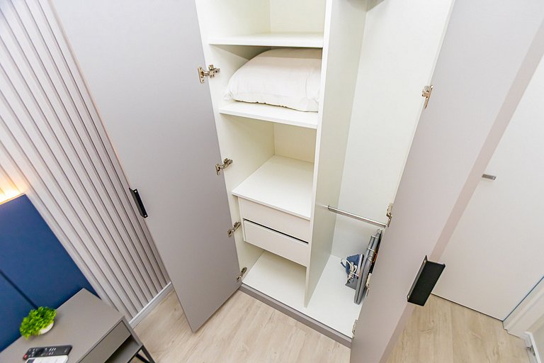 Apto de 1q Premium p/ 5 pessoas, c/garagem-PLU0605