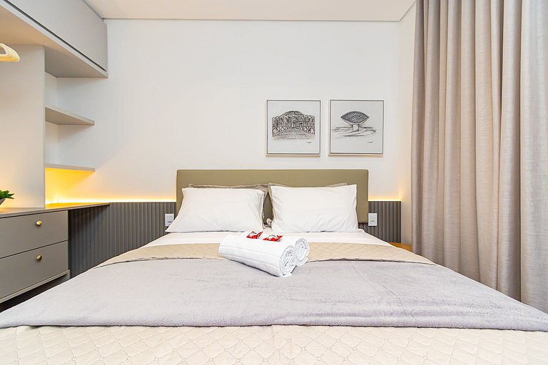 Apartamento refinado em prédio com piscina-TEM0403