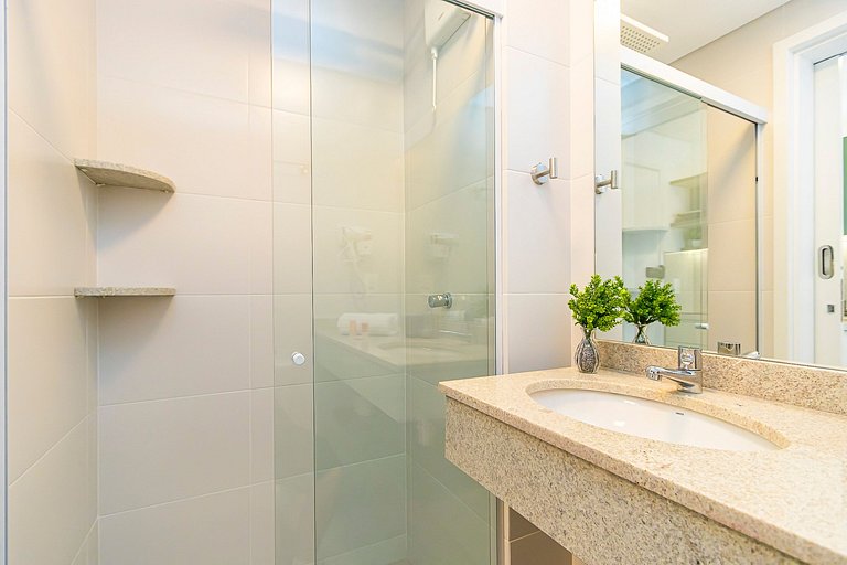 Studio Completo com vista do Centro - MAN1403