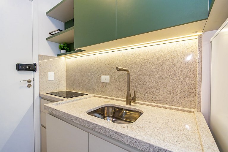 Studio Completo com vista do Centro - MAN1403