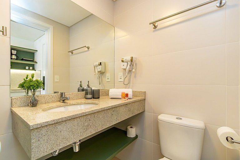 Studio completo com vista para o centro - MAN0911