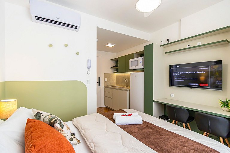 Studio completo com vista para o centro - MAN0911