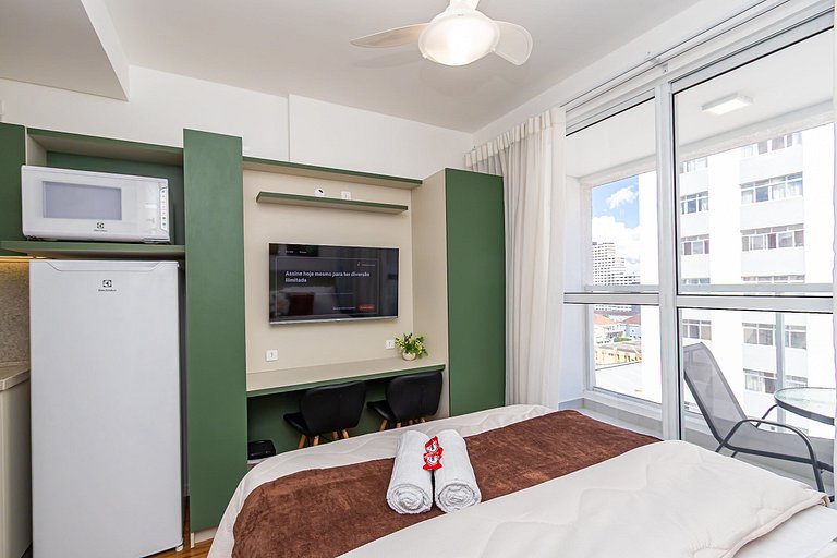 Studio completo com vista para o centro - MAN0911