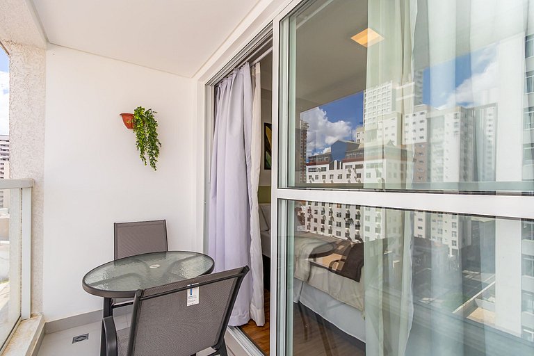 Studio completo com vista para o centro - MAN0911