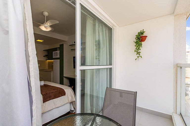 Studio completo com vista para o centro - MAN0911