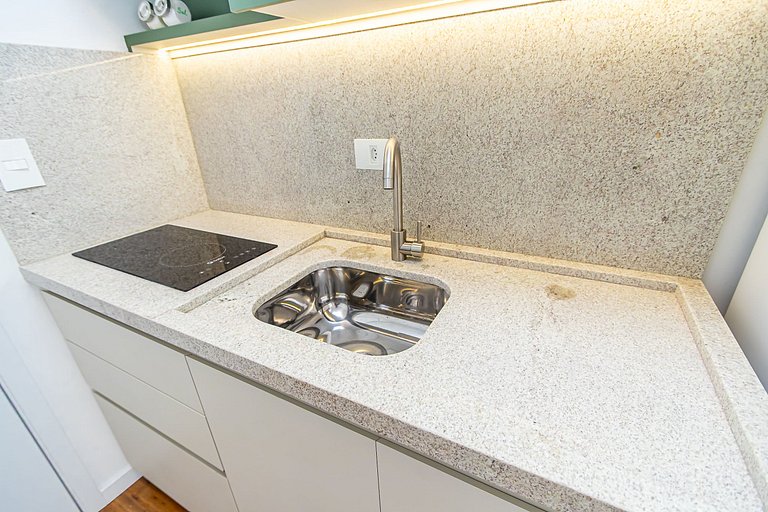 Studio completo com vista para o centro - MAN0911