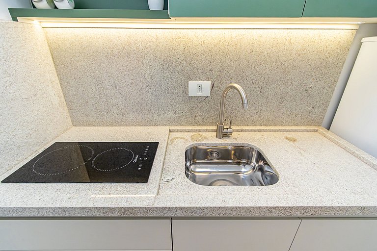 Studio completo com vista para o centro - MAN0911